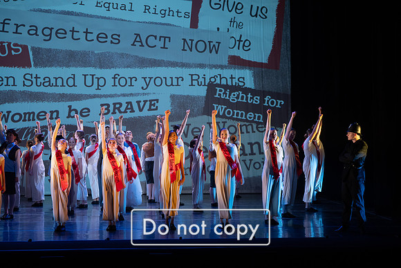 Encore_Act 1_RED-1144