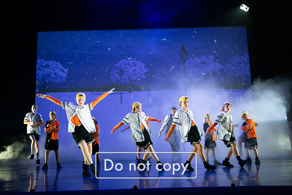 Encore_Act 1_RED-1199