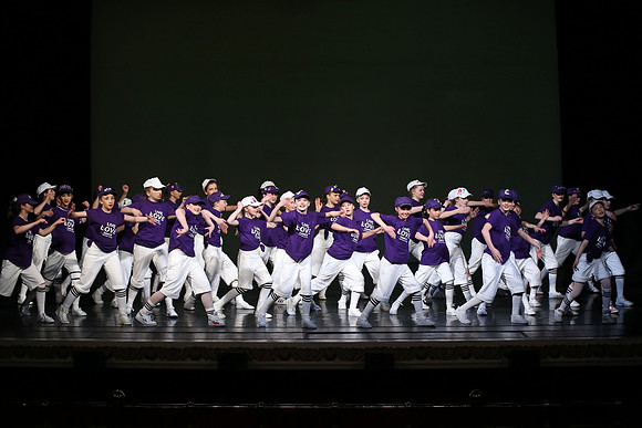 105-Danscentre HMT12 Act1