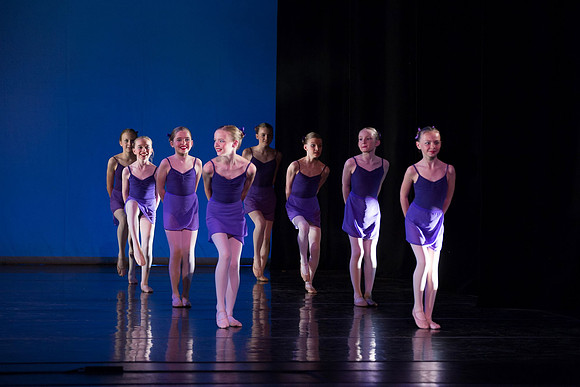 811-Danscentre HMT12 Act2