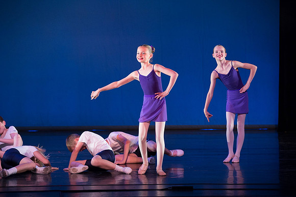 808-Danscentre HMT12 Act2