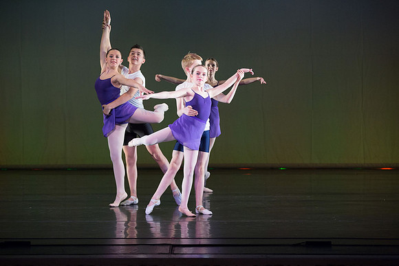 869-Danscentre HMT12 Act2