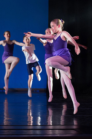 815-Danscentre HMT12 Act2