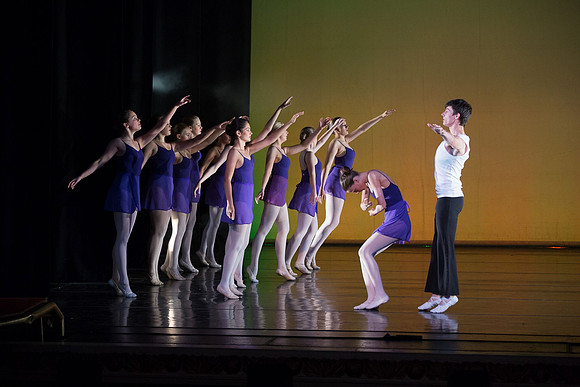 856-Danscentre HMT12 Act2