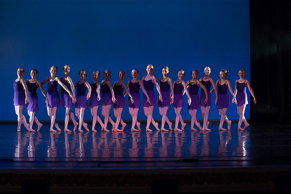 826-Danscentre HMT12 Act2