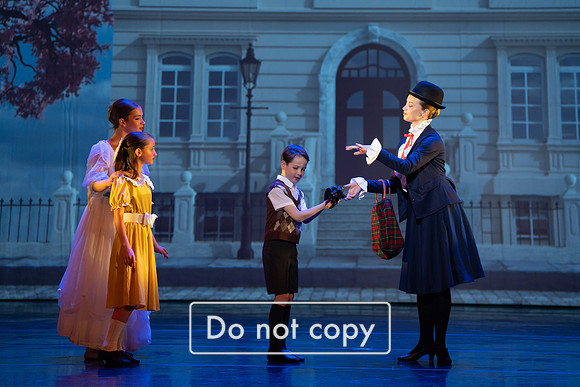 Encore_Act 1_RED-1055
