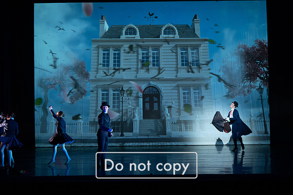Encore_Act 1_RED-1052
